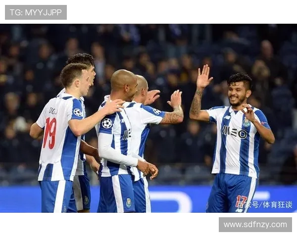 上海足球队的成长之路：从默默无闻到辉煌成就的纪实故事