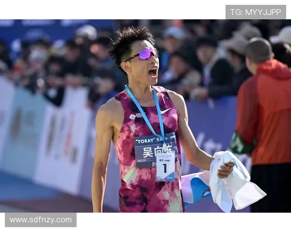 广州飞盘队的崛起之路：马拉松大满贯特别报道的背后故事