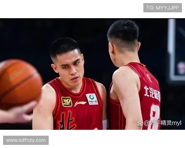 武汉篮球队进攻策略全解析深度剖析战术与球员配合技巧