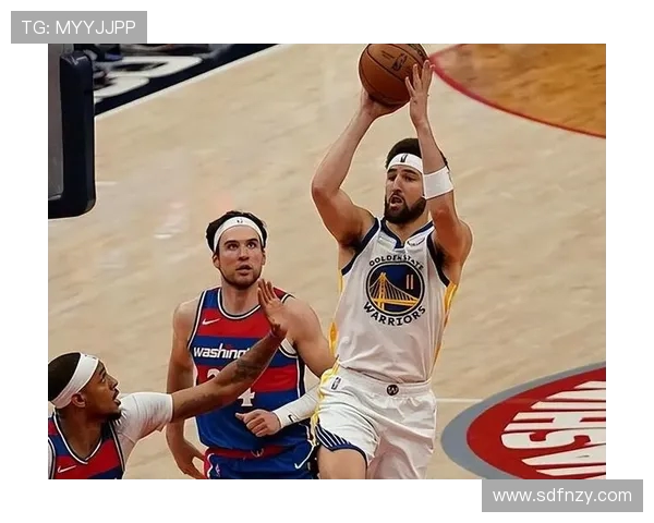 勇士与灰熊季后赛对决数据分析及精彩回顾